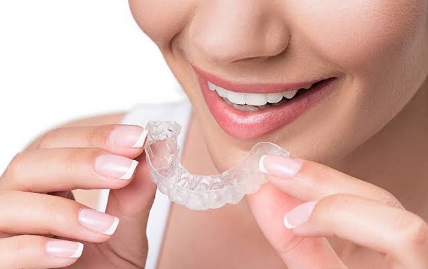 Is Whitening Your Teeth Dangerous? What’s In the Chemicals?